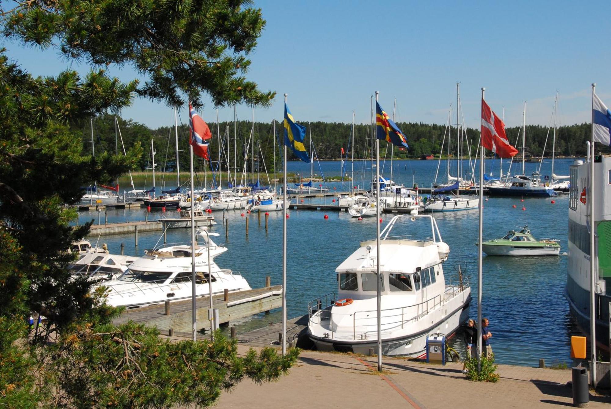Hotel Strandbo Nauvo Exterior foto
